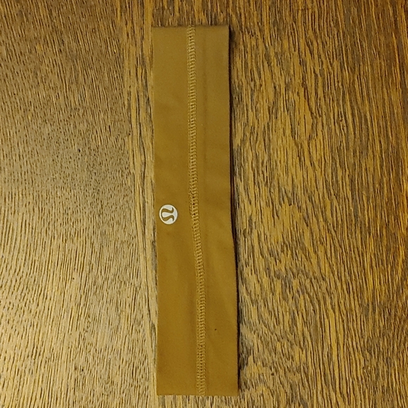Set of 3 Lululemon Headbands - Picture 3 of 3
